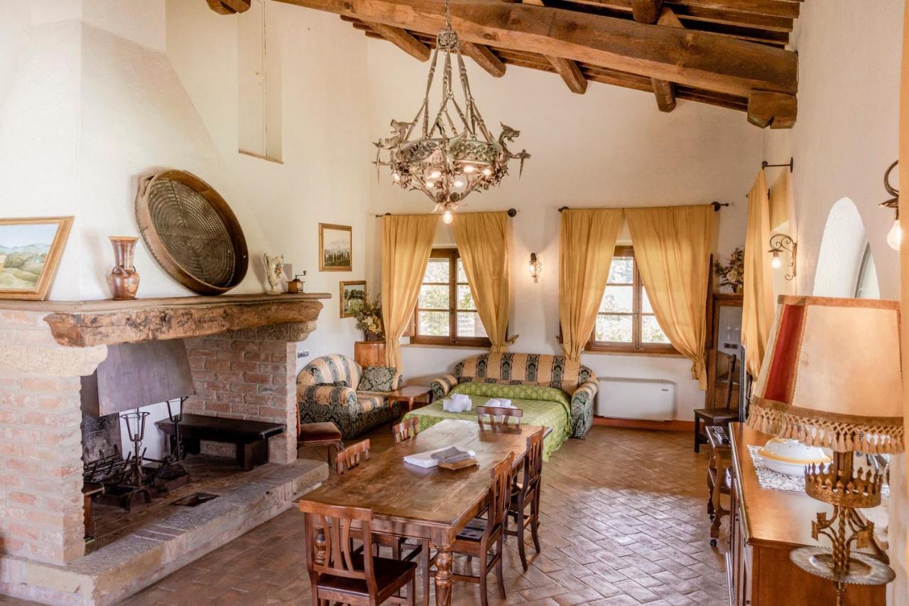 Agriturismo Il Serraglio Montepulciano Stazione Buitenkant foto
